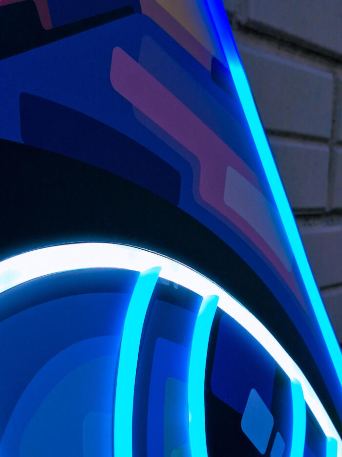 Illuminate your space with Neon Eye, a vibrant neon artwork blending modern aesthetics and mystical vibes. Perfect for wall decor, LED art lovers, and those who appreciate unique neon designs.
